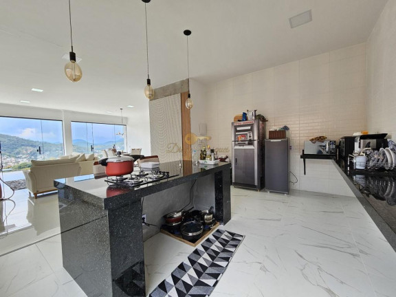 Imagem Casa com 5 Quartos à Venda, 504 m² em Barra Do Imbuí - Teresópolis Imagem Casa com 5 Quartos à Venda, 504 m² em Barra Do Imbuí - Teresópolis