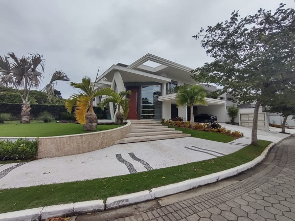 Sobrado com 8 Quartos à Venda, 850 m² em Riviera - Bertioga
