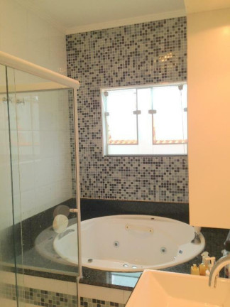 Imagem Sobrado com 3 Quartos à Venda, 380 m² em Cidade Edson - Suzano Imagem Sobrado com 3 Quartos à Venda, 380 m² em Cidade Edson - Suzano