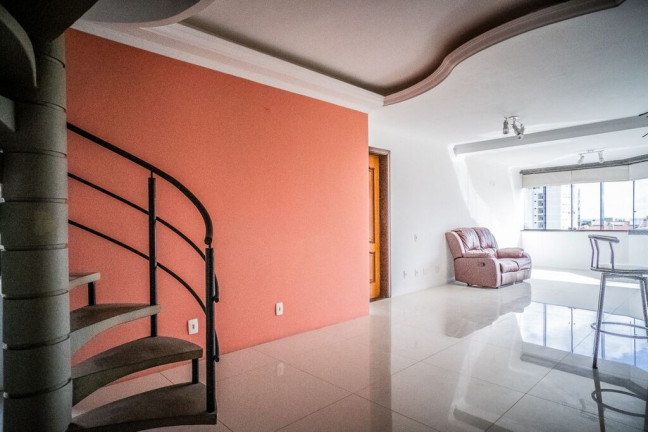 Imagem Cobertura com 3 Quartos à Venda, 255 m² em Jardim Itu - Porto Alegre