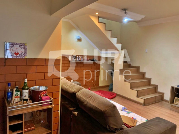 Imagem Casa com 3 Quartos à Venda, 200 m² em Jardim Guanca - São Paulo Imagem Casa com 3 Quartos à Venda, 200 m² em Jardim Guanca - São Paulo