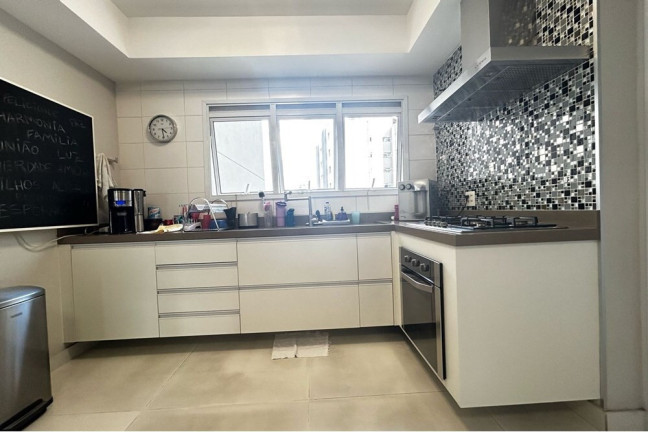 Imagem Imóvel com 3 Quartos à Venda, 258 m² em Vila Cordeiro - São Paulo Imagem Imóvel com 3 Quartos à Venda, 258 m² em Vila Cordeiro - São Paulo