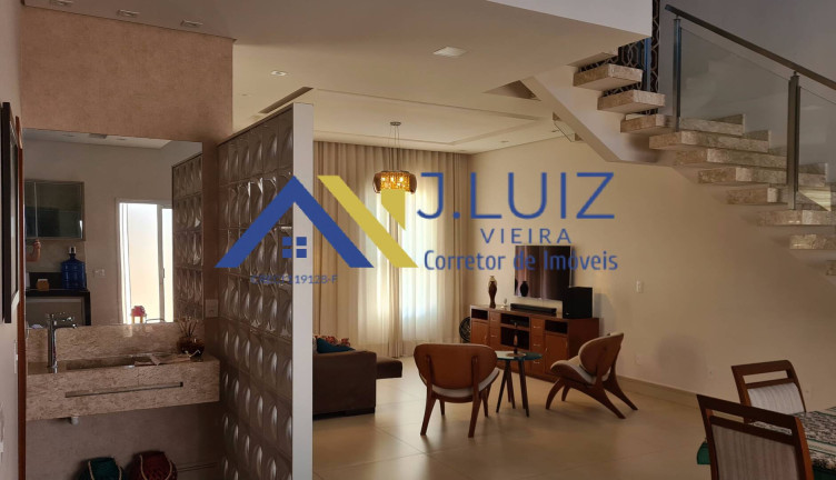 Imagem Casa com 3 Quartos à Venda, 300 m² em Jardim Residencial Dona Lucilla - Indaiatuba Imagem Casa com 3 Quartos à Venda, 300 m² em Jardim Residencial Dona Lucilla - Indaiatuba
