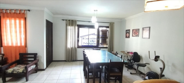 Imagem Casa com 2 Quartos à Venda, 117 m² em Cavalhada - Porto Alegre