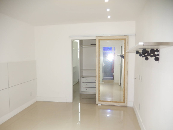 Imagem Apartamento com 3 Quartos à Venda, 120 m² em Copacabana - Rio De Janeiro Imagem Apartamento com 3 Quartos à Venda, 120 m² em Copacabana - Rio De Janeiro