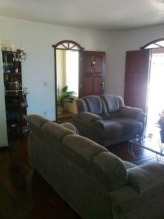 Imagem Casa com 3 Quartos à Venda, 300 m² em Vila Pérola - Contagem Imagem Casa com 3 Quartos à Venda, 300 m² em Vila Pérola - Contagem
