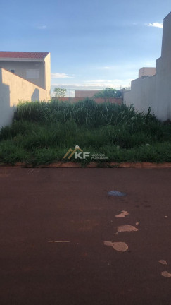 Terreno à Venda, 270 m² em Jardim Júlia - Cravinhos