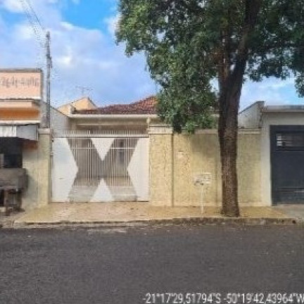 Casa com 3 Quartos à Venda, 231 m² em Nelson Calixto - Birigui - Birigüi