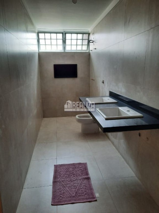 Imagem Casa com 4 Quartos à Venda, 383 m² em Irmãos Soares - Uberaba Imagem Casa com 4 Quartos à Venda, 383 m² em Irmãos Soares - Uberaba