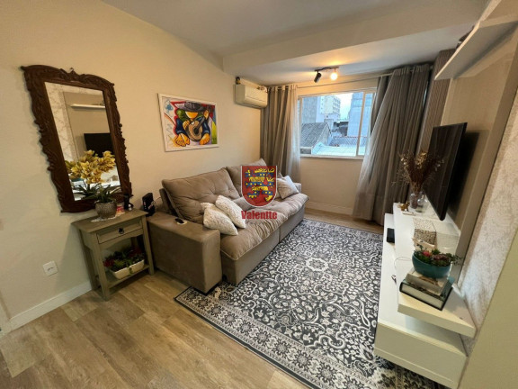 Imagem Apartamento com 2 Quartos à Venda, 88 m² em Centro - Florianópolis