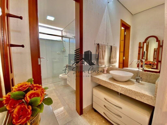 Imagem Casa com 5 Quartos à Venda, 607 m² em Braúnas - Belo Horizonte