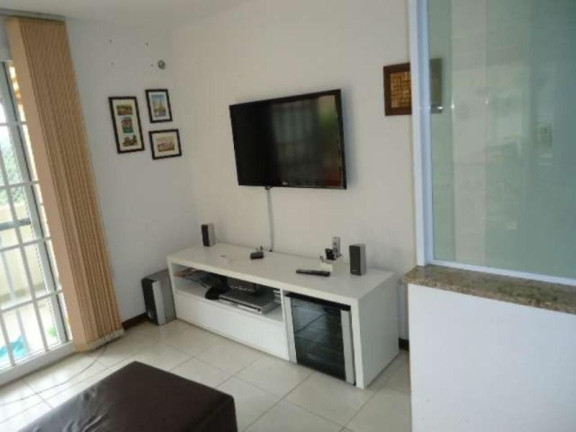 Imagem Casa com 4 Quartos à Venda, 180 m² em Patamares - Salvador