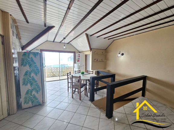 Imagem Casa com 5 Quartos à Venda, 300 m² em Centro - Balneário Barra Do Sul Imagem Casa com 5 Quartos à Venda, 300 m² em Centro - Balneário Barra Do Sul