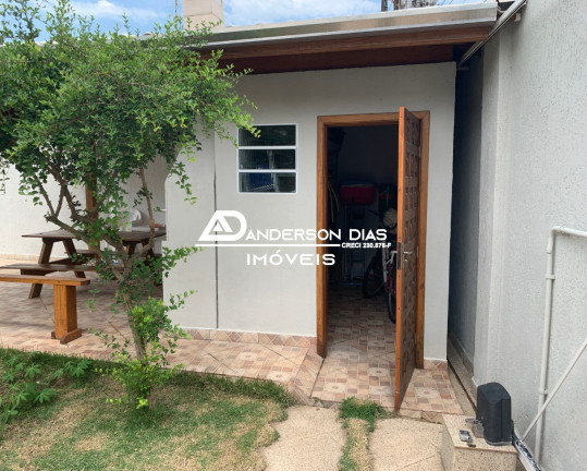 Imagem Casa com 3 Quartos à Venda, 180 m² em Centro - Caraguatatuba