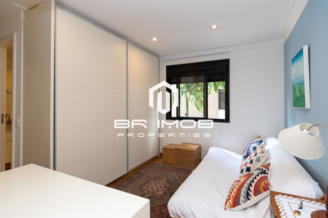 Imagem Imóvel com 3 Quartos à Venda, 160 m² em Vila Nova Conceição - São Paulo Imagem Imóvel com 3 Quartos à Venda, 160 m² em Vila Nova Conceição - São Paulo