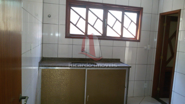 Imagem Imóvel com 2 Quartos à Venda,  em Macaé