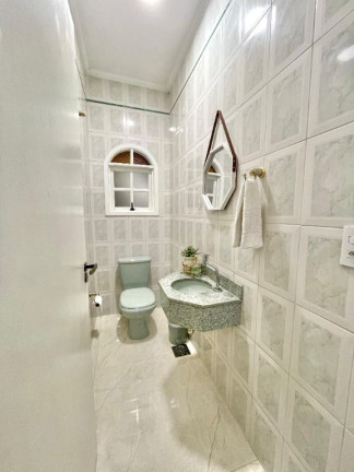 Imagem Sobrado com 3 Quartos à Venda, 205 m² em Cidade Edson - Suzano Imagem Sobrado com 3 Quartos à Venda, 205 m² em Cidade Edson - Suzano