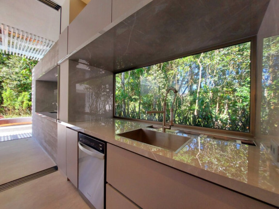 Imagem Imóvel com 5 Quartos à Venda, em Riviera - Bertioga Imagem Imóvel com 5 Quartos à Venda, em Riviera - Bertioga