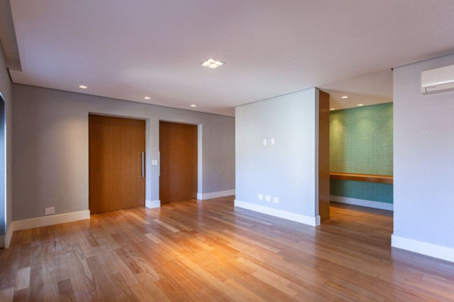 Imagem Apartamento com 2 Quartos à Venda, 216 m² em Vila Madalena - São Paulo Imagem Apartamento com 2 Quartos à Venda, 216 m² em Vila Madalena - São Paulo