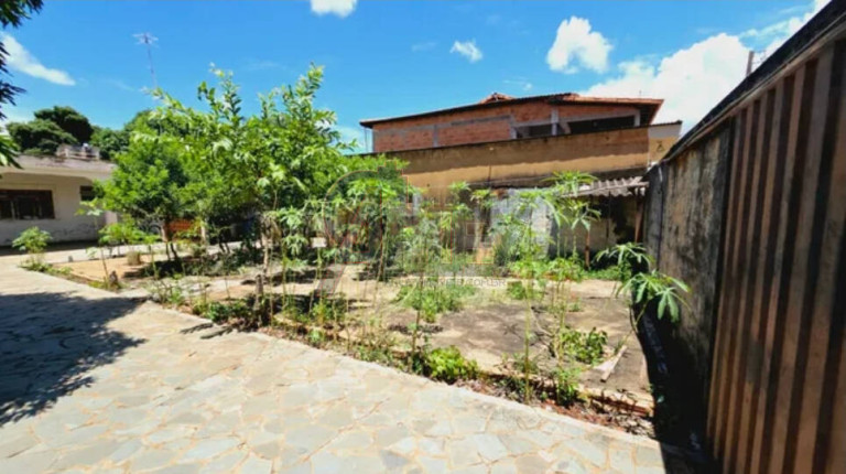 Imagem Casa com 3 Quartos à Venda, 600 m² em Jardim Primavera - Montes Claros Imagem Casa com 3 Quartos à Venda, 600 m² em Jardim Primavera - Montes Claros