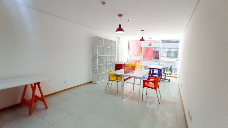 Imagem Imóvel Comercial à Venda, 36 m² em Zona Industrial - Brasília Imagem Imóvel Comercial à Venda, 36 m² em Zona Industrial - Brasília