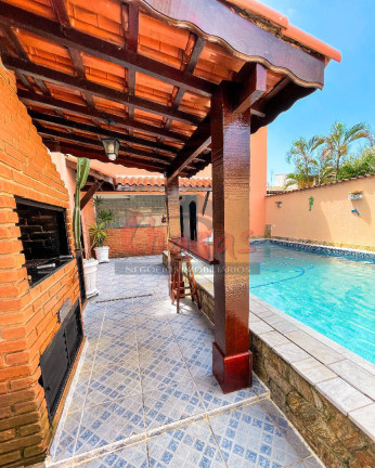 Imagem Casa com 4 Quartos à Venda, 252 m² em Indaiá - Caraguatatuba Imagem Casa com 4 Quartos à Venda, 252 m² em Indaiá - Caraguatatuba