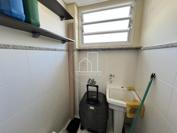 Imagem Apartamento com 1 Quarto à Venda, 33 m² em Lagoa Da Conceição - Florianópolis Imagem Apartamento com 1 Quarto à Venda, 33 m² em Lagoa Da Conceição - Florianópolis