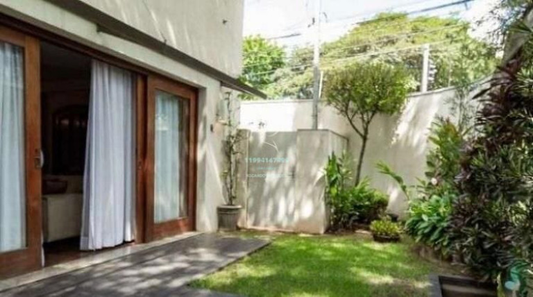 Imagem Casa com 3 Quartos à Venda, 345 m² em Campo Belo - São Paulo Imagem Casa com 3 Quartos à Venda, 345 m² em Campo Belo - São Paulo