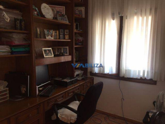 Imagem Casa com 3 Quartos à Venda, 425 m² em Vila Rosália - Guarulhos Imagem Casa com 3 Quartos à Venda, 425 m² em Vila Rosália - Guarulhos
