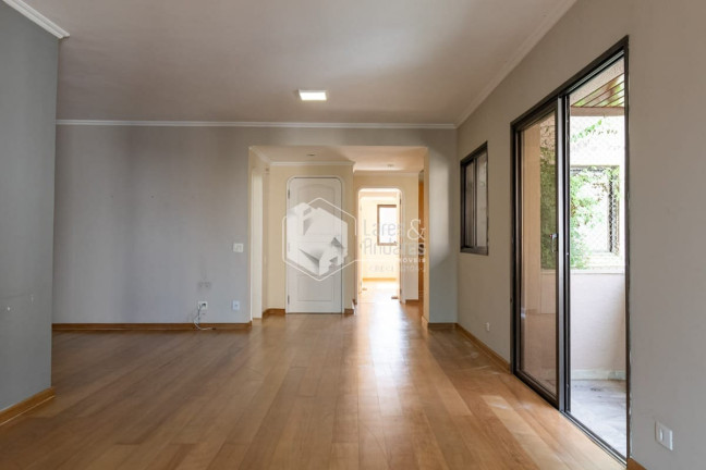 Imagem Apartamento com 3 Quartos à Venda, 209 m² em Itaim Bibi - São Paulo Imagem Apartamento com 3 Quartos à Venda, 209 m² em Itaim Bibi - São Paulo