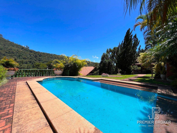 Imagem Casa com 7 Quartos à Venda, 743 m² em Quebra Frascos - Teresópolis