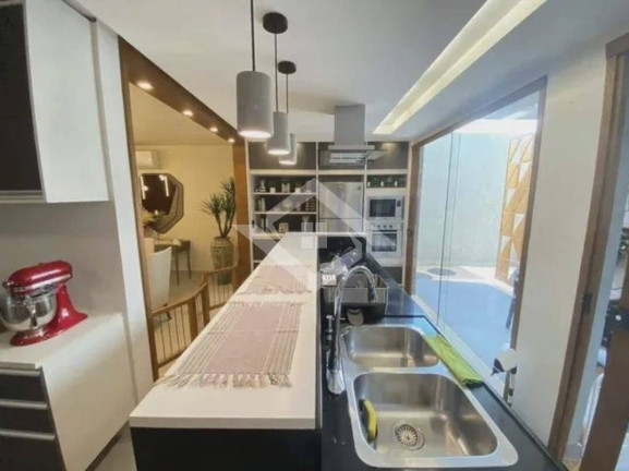 Imagem Casa com 5 Quartos à Venda, 430 m² em Barra Da Tijuca - Rio De Janeiro Imagem Casa com 5 Quartos à Venda, 430 m² em Barra Da Tijuca - Rio De Janeiro