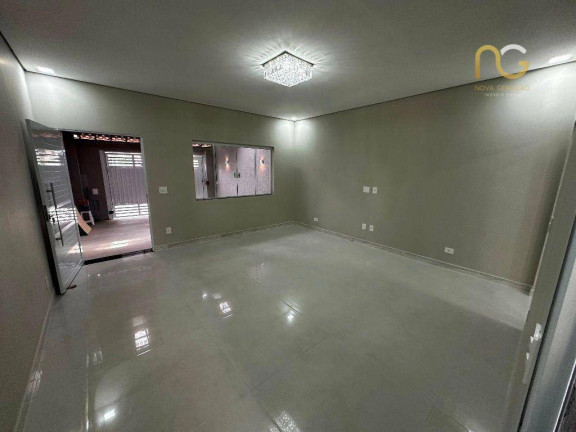 Imagem Casa com 3 Quartos à Venda, 110 m² em Tupi - Praia Grande