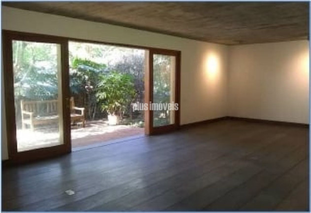 Imagem Casa com 4 Quartos para Alugar, 599 m² em Cidade Jardim - São Paulo Imagem Casa com 4 Quartos para Alugar, 599 m² em Cidade Jardim - São Paulo