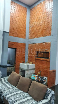 Imagem Sobrado com 3 Quartos à Venda, 220 m² em Santa Regina - Camboriú