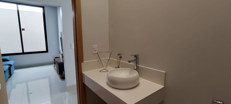 Imagem Casa com 3 Quartos à Venda, 253 m² em Setor Sul Jamil Miguel - Anápolis