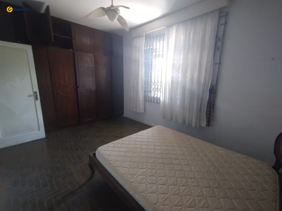 Imagem Casa com 3 Quartos à Venda, 307 m² em Centro - Florianópolis Imagem Casa com 3 Quartos à Venda, 307 m² em Centro - Florianópolis