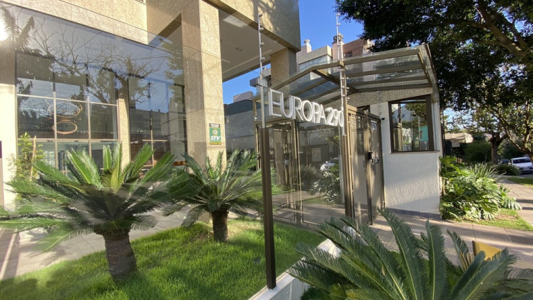 Imagem Apartamento com 2 Quartos à Venda, 78 m² em Petrópolis - Porto Alegre