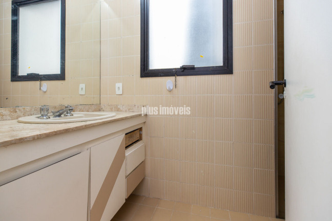 Imagem Apartamento com 3 Quartos à Venda, 120 m² em Moema - São Paulo Imagem Apartamento com 3 Quartos à Venda, 120 m² em Moema - São Paulo