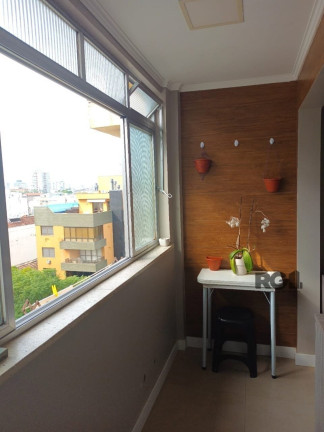Imagem Apartamento com 2 Quartos à Venda ou Locação, 92 m² em Azenha - Porto Alegre