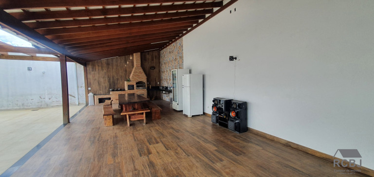 Imagem Sobrado com 4 Quartos à Venda, em Fernão Dias - Esmeraldas Imagem Sobrado com 4 Quartos à Venda, em Fernão Dias - Esmeraldas