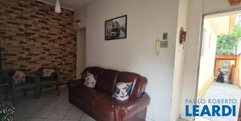 Imagem Casa com 3 Quartos à Venda, 141 m² em Santa Maria - Santo André