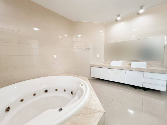 Imagem Casa de Condomínio com 4 Quartos à Venda, 563 m² em Parque Do Jiqui - Parnamirim