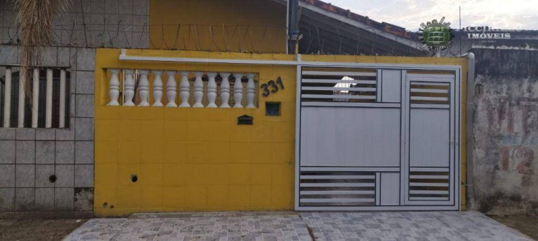 Casa com 2 Quartos à Venda, 120 m² em Vila Guilhermina - Praia Grande