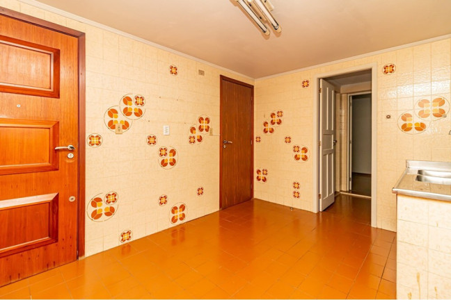 Imagem Imóvel com 3 Quartos à Venda, em Mont Serrat - Porto Alegre Imagem Imóvel com 3 Quartos à Venda, em Mont Serrat - Porto Alegre