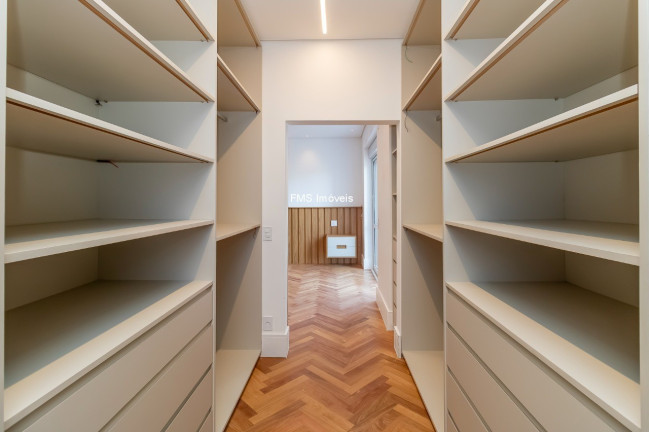 Imagem Imóvel com 3 Quartos à Venda, 289 m² em Higienópolis - São Paulo Imagem Imóvel com 3 Quartos à Venda, 289 m² em Higienópolis - São Paulo