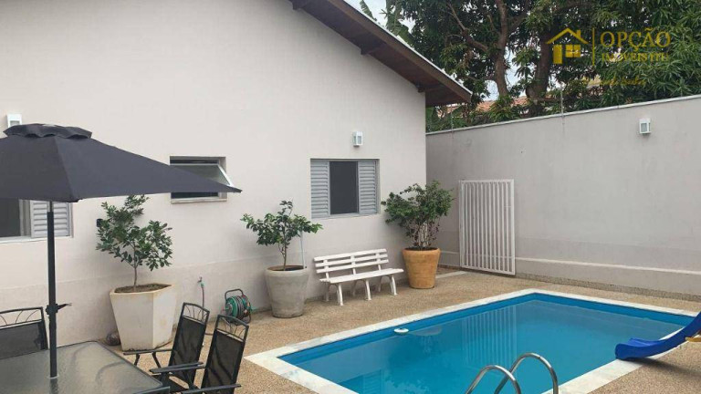 Imagem Casa com 3 Quartos à Venda, 205 m² em São Luiz - Itu