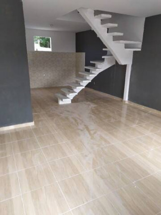 Imagem Casa com 2 Quartos à Venda,  em Guriri - Cabo Frio