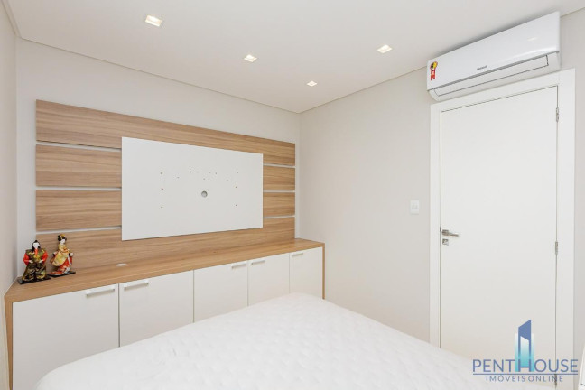 Imagem Apartamento com 3 Quartos à Venda, 118 m² em Centro - Balneário Camboriú Imagem Apartamento com 3 Quartos à Venda, 118 m² em Centro - Balneário Camboriú
