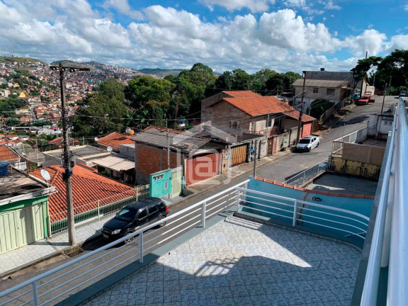 Imagem Casa com 2 Quartos à Venda, 296 m² em Santana Do Pedregal - Poços De Caldas Imagem Casa com 2 Quartos à Venda, 296 m² em Santana Do Pedregal - Poços De Caldas